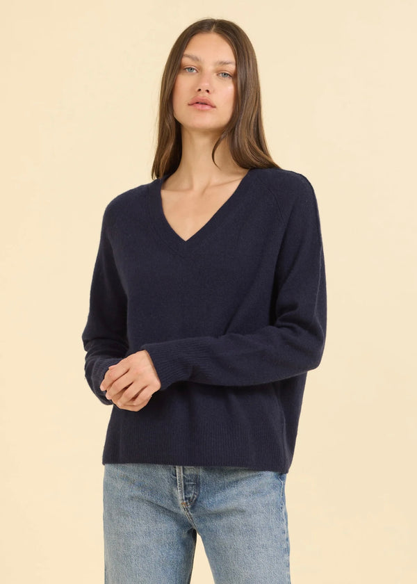 OGD Sloane Cashmere V-Neck Navy