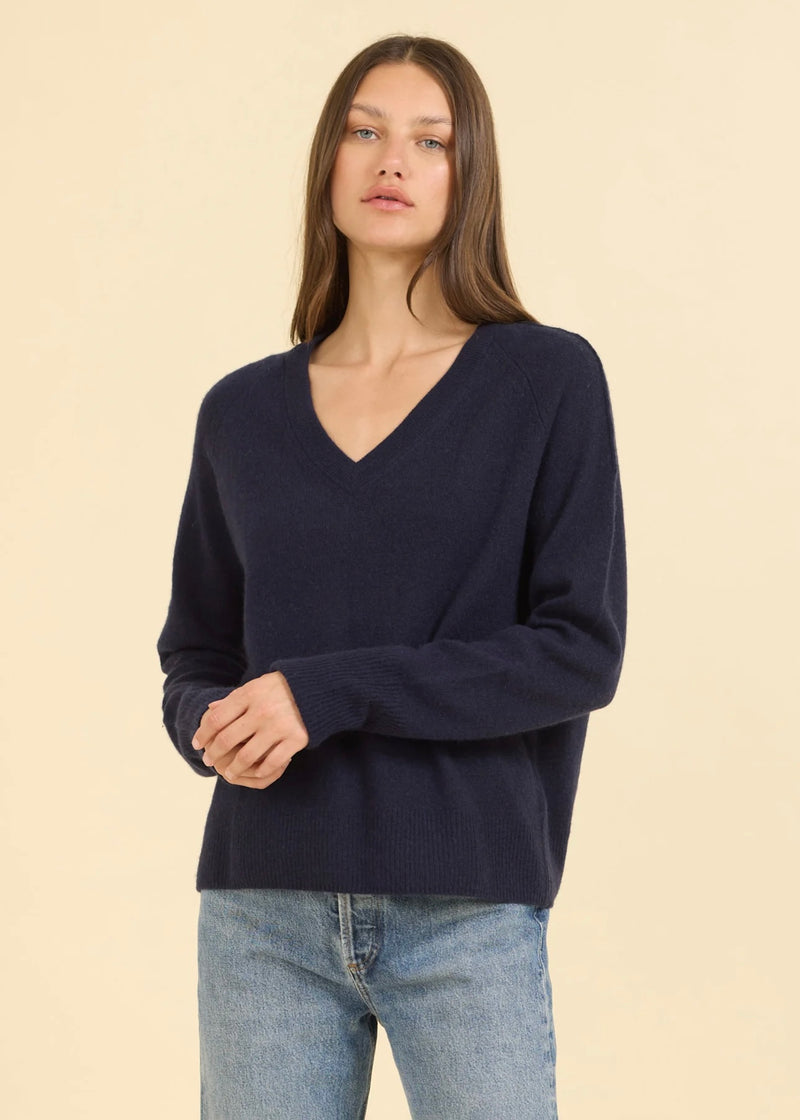 OGD Sloane Cashmere V-Neck Navy