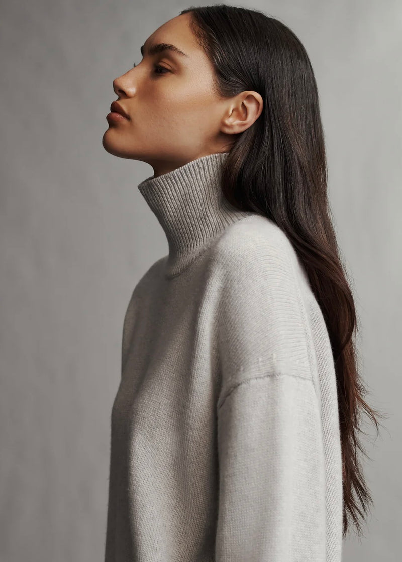 TWP New Perfect Turtleneck in Cashmere White Heather Grey