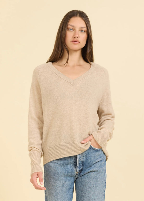 OGD Sloane Cashmere V-Neck Oatmeal
